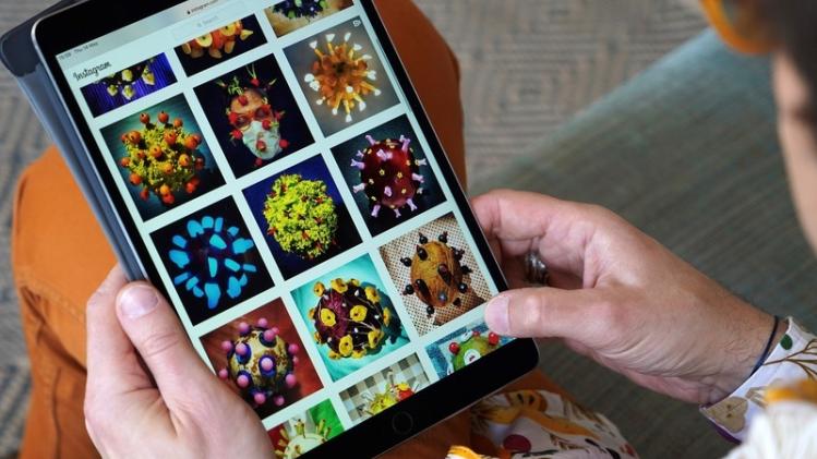 BRITAIN-HEALTH-VIRUS-ART